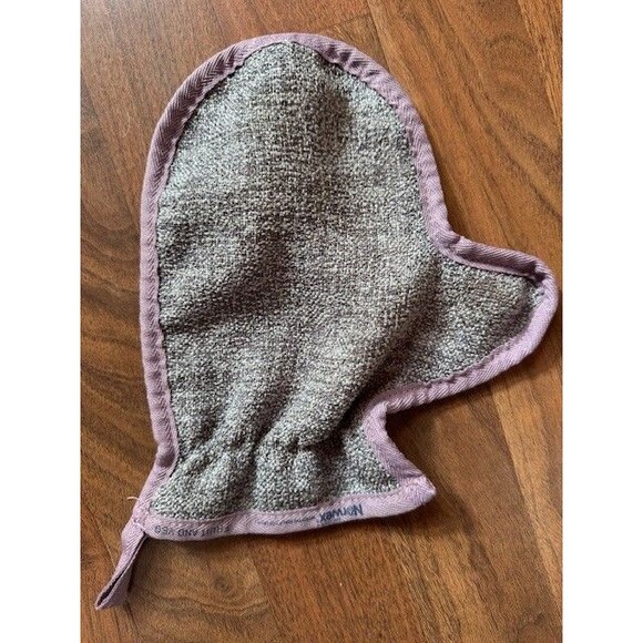 Norwex Limited Edition Fruit & Veggie Scrub Mitt Purple Amethyst EUC Vegetable - Picture 2 of 2